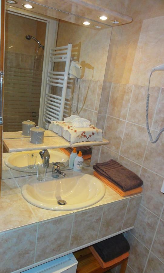 Les Feuillantines Perigord Noir Bed & Breakfast Saint-Cyprien  Exterior foto
